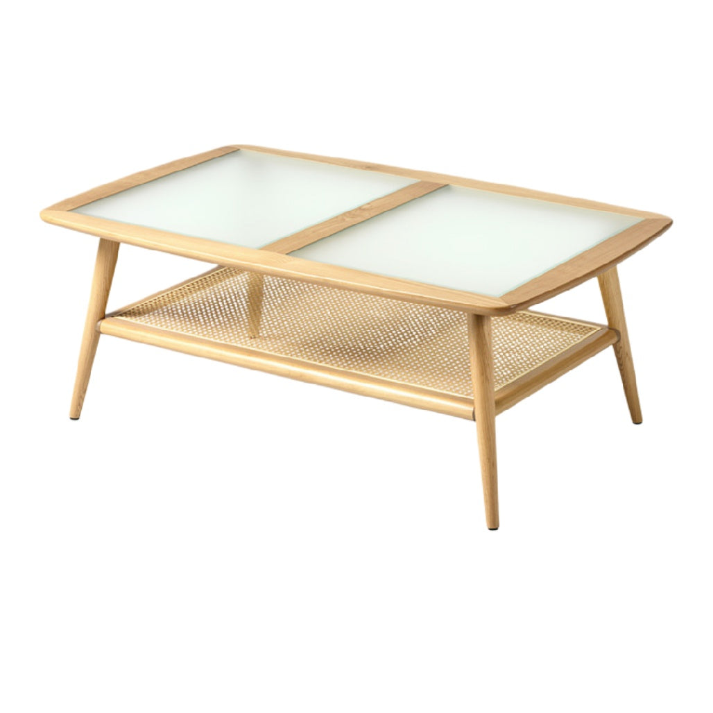 Technische titel in het Nederlands: "Moderne Houten Salontafel met Glasplaat en Rieten Onderlegger"